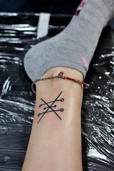 mini tattoos mujer|Tatuajes pequeños: 20 ideas con gran significado